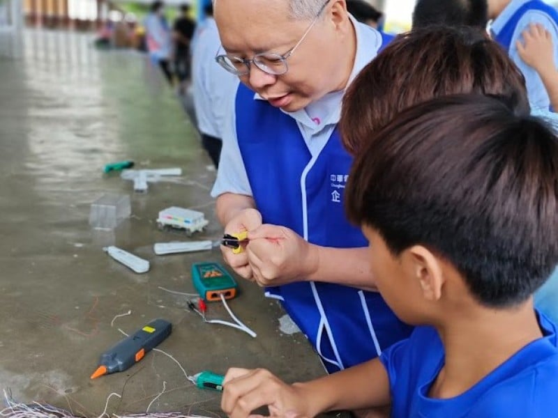 深化偏鄉學童防災與數位素養 ! 中華電信攜手銅蘭國小 舉辦「小小防災士 數位銅樂會」