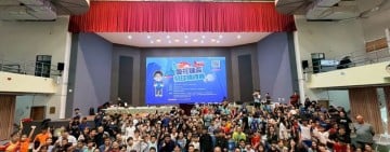 各界好手齊聚愛花蓮盃羽球錦標賽切磋球技