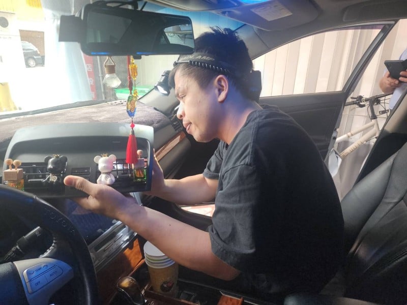 《謙手花蓮》思思汽車影音陳衍瑞 一步步學會拆裝調整設備的創業故事