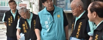 花蓮聖天宮捐贈白米400包
