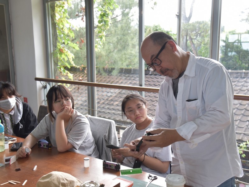 花商多媒科慢攝影課程　學生以小孔成像感受花蓮溫度
