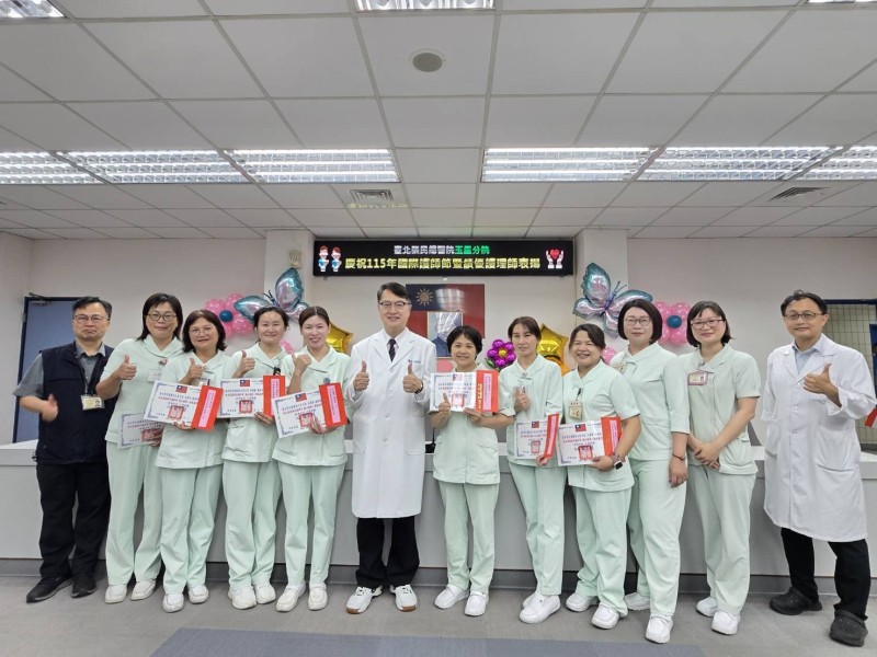 白衣天使綻放光芒 ! 玉榮表揚優良資深護理 肯定辛勞與奉獻付出