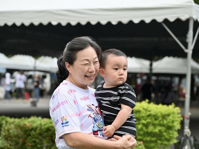 【徐榛蔚施政總報告 系列1】打造跨世代幸福家園！銀髮婦幼社福亮點：安居花蓮 全齡守護