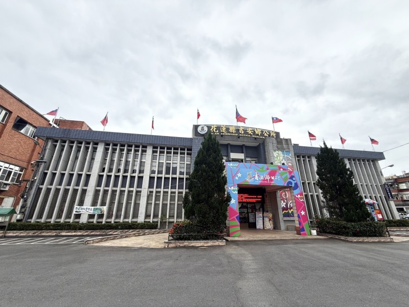 游淑貞:建設不分藍綠，每一筆經費，都是公所基層公務員積極任事的成果