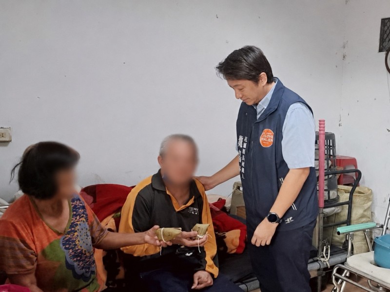 粽香傳愛到新城！華山攜手縣議員魏嘉賢 深入巷弄關懷獨居長輩