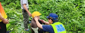 救災不忘救人！長橋九旬老翁跌倒受困菜園 鳳警急援