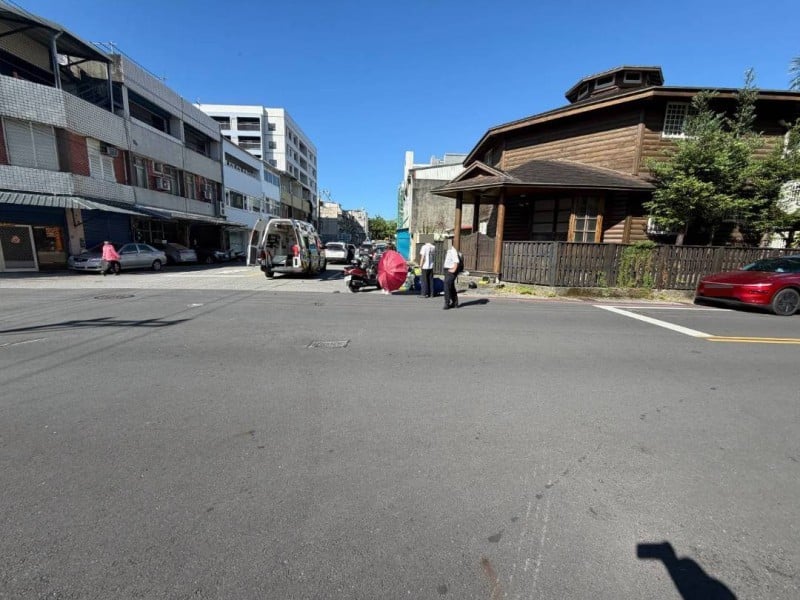 機車與休旅車路口相撞 騎士不治