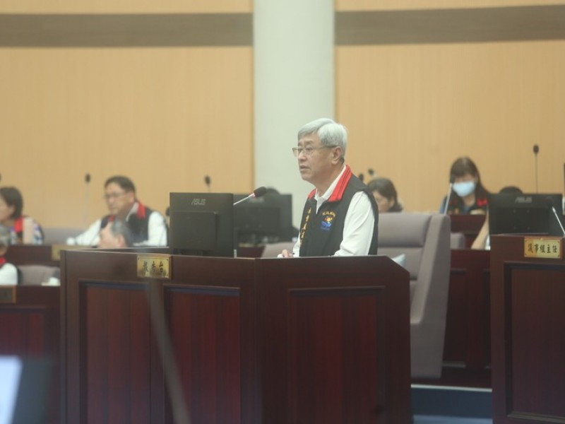 花蓮縣府社會處長陳加富40萬元交保