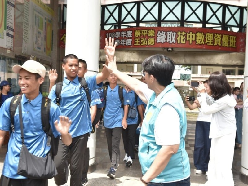 化仁國中棒球隊啟程赴日交流