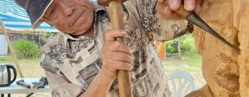 16組工藝好手豐濱展藝 漂流木一刀一鑿展現新生命
