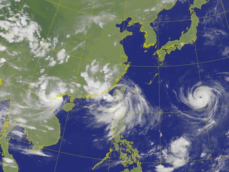 西南風低壓帶持續影響　高雄今晚至明日防超大豪雨　花東山區慎防強降雨
