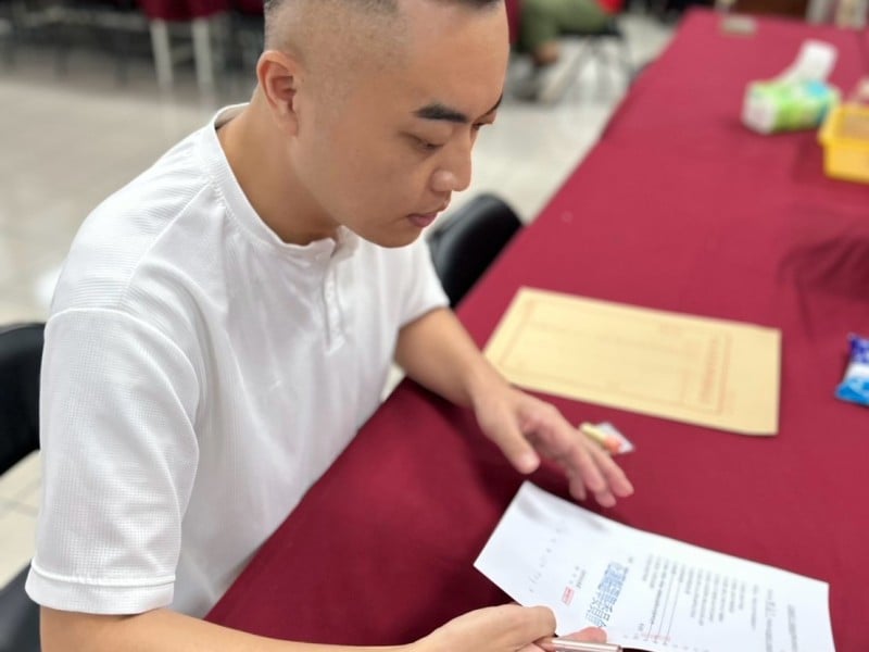謝豪杰完成花蓮縣議員參選登記　難忘四年前8,373票：把託付化成再次出發的勇氣