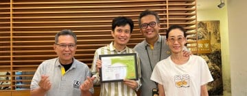 水源課輔班搬新家　王沈剛竹攜手水源村長洪明輝　媒合X5醫師慈善基金會添課桌椅