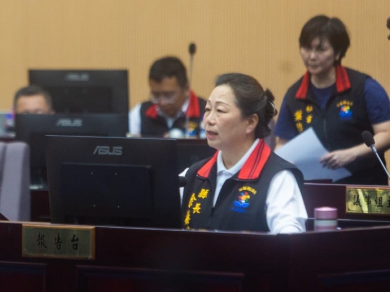 徐榛蔚兩任八年縣長最後施政報告