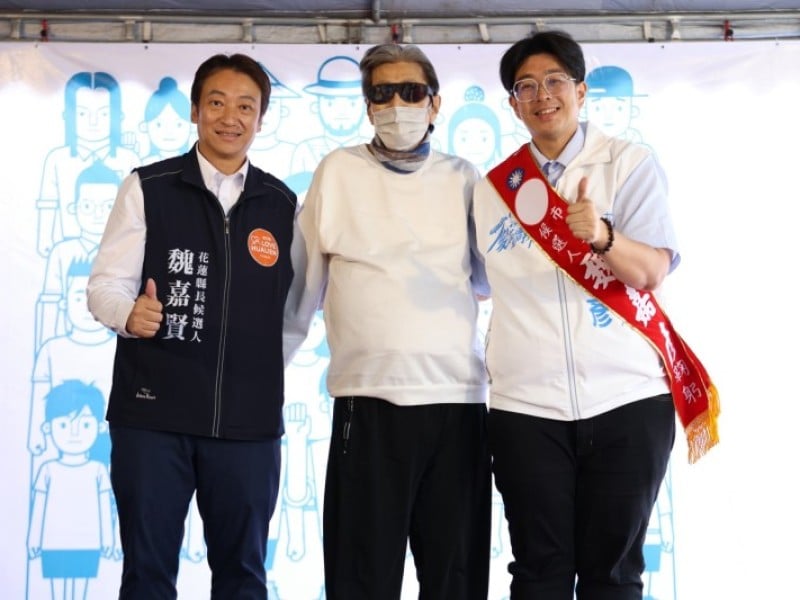 兄弟攜手拚選戰 魏嘉賢挺魏嘉彥