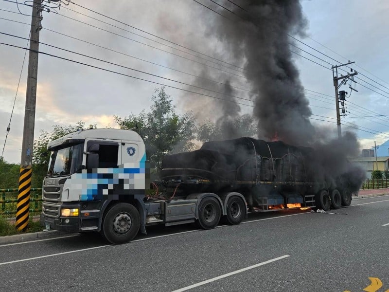 台9線北上172.1K發生火燒車事件