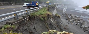 強浪掏空海側覆土！台9線多良路段「流失約40公尺」