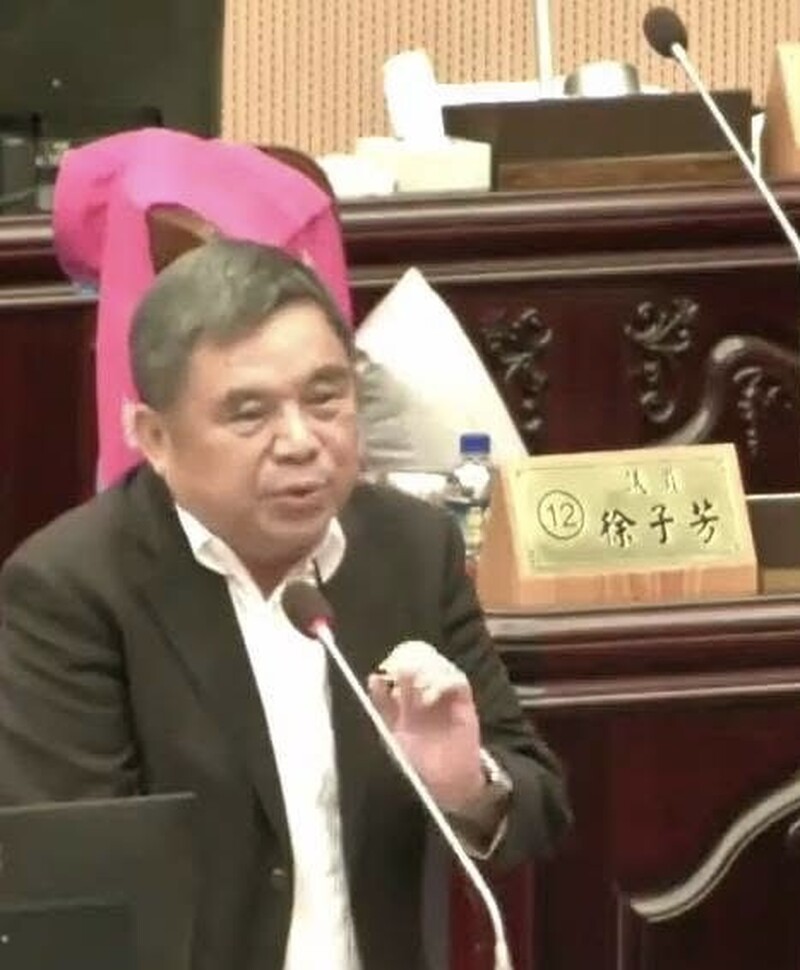 邱光明_d8b5b2c84521468c.jpeg