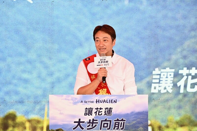 魏嘉賢004_dde3d17374bfa1ec.jpg
