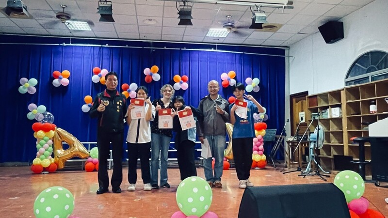 LINE_ALBUM_113年國中與國小英語文競賽_241212_2_371b2.jpg
