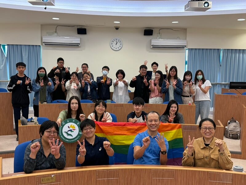 02-林彥伶博士課程後與學員們合影_0_7542d.jpg