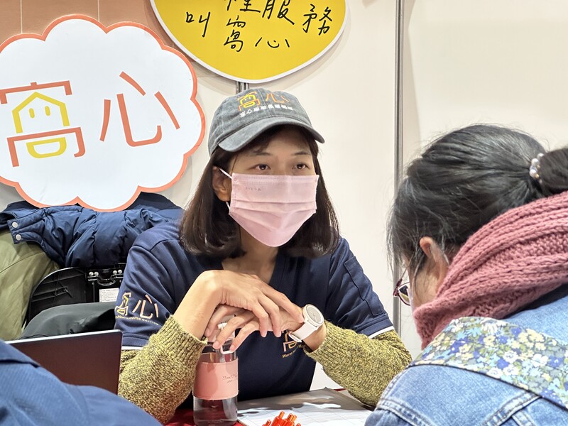 0308聯合徵才廠商面試情形-3_a4b4e.JPEG
