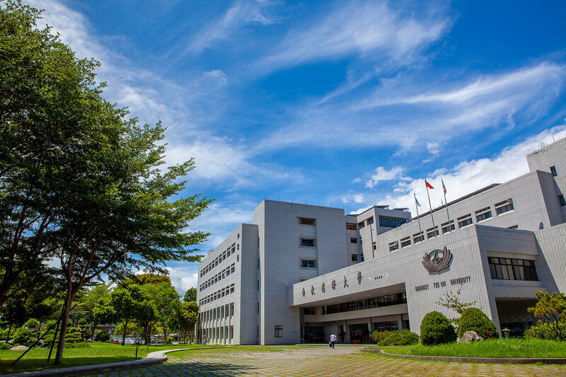 10-1_0_b7380.jpg