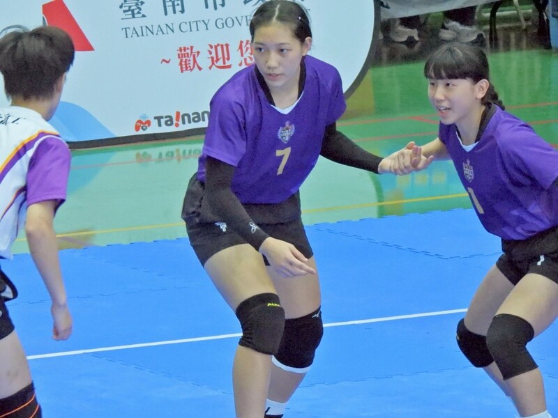 1140909-海星高中提供-陳詩涵同學於比賽時專注的表情_0_99756.jpg