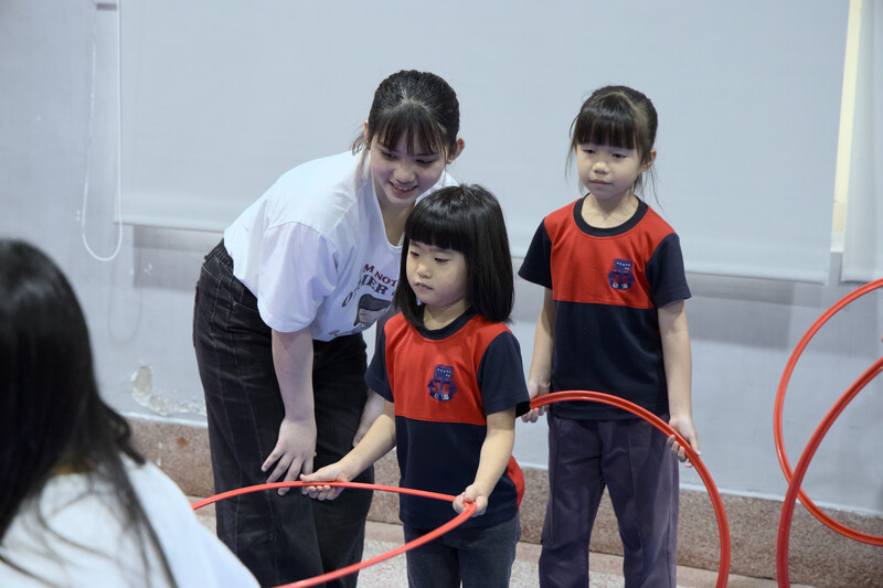 1150521-海星高中提供-帶領幼兒園同學參與活動_0_b26a7.jpg