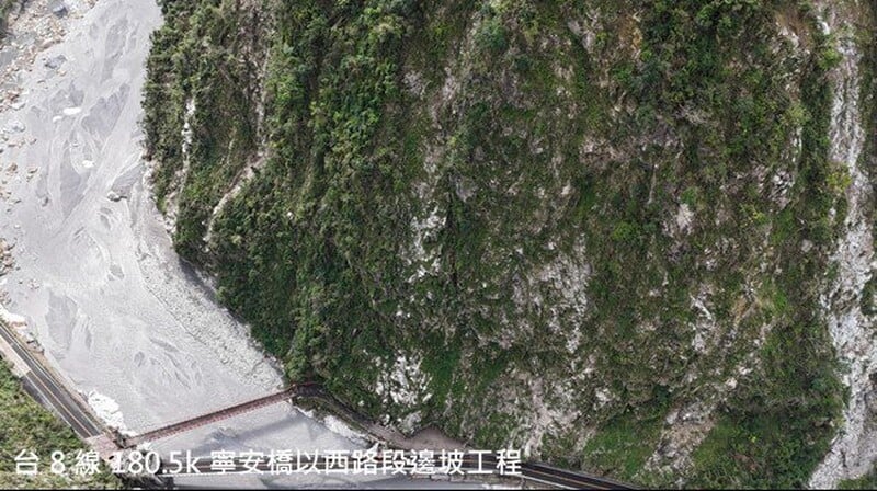 1ff4d72c-fe77-483e-b446-aab6d51919c8_50cc3.jpg