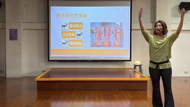2簡報介紹傳統舞蹈_0_07be4.jpg