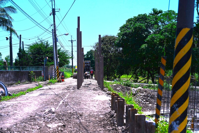 410944_0_de858.jpg