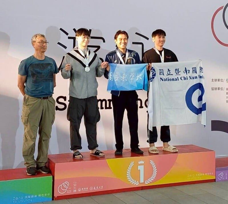 7游泳金牌2_0_41005.jpg