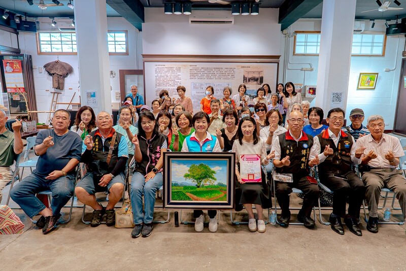 LINE_ALBUM_115.06.06-萬物共生展現生命之美_27位藝術家西畫聯展點亮吉安好客藝術村_260607_4_69765.jpg