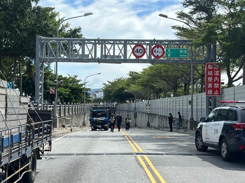 外環車禍01_8fa27.jpeg