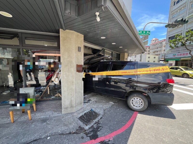 撞早餐店01_53e1d.jpeg