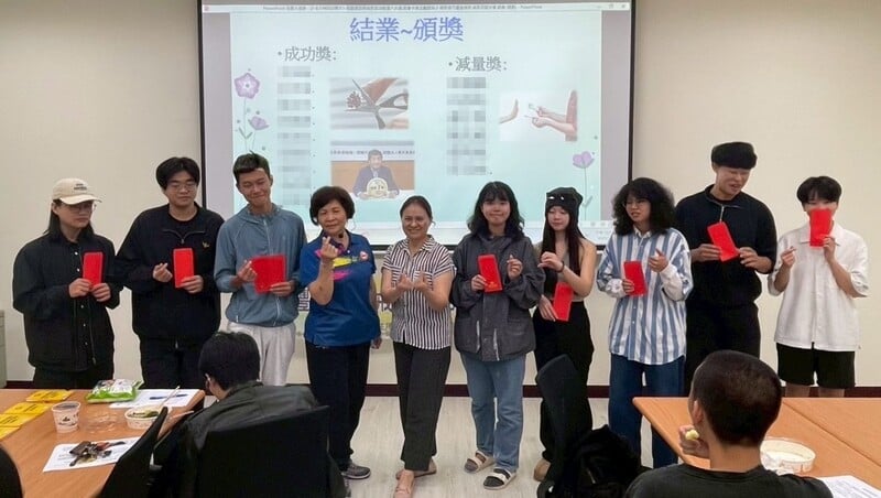 東華戒煙01_b45e7.jpeg
