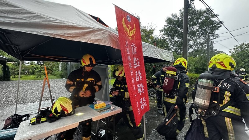 鐵皮工廠01_ec3cf.jpeg