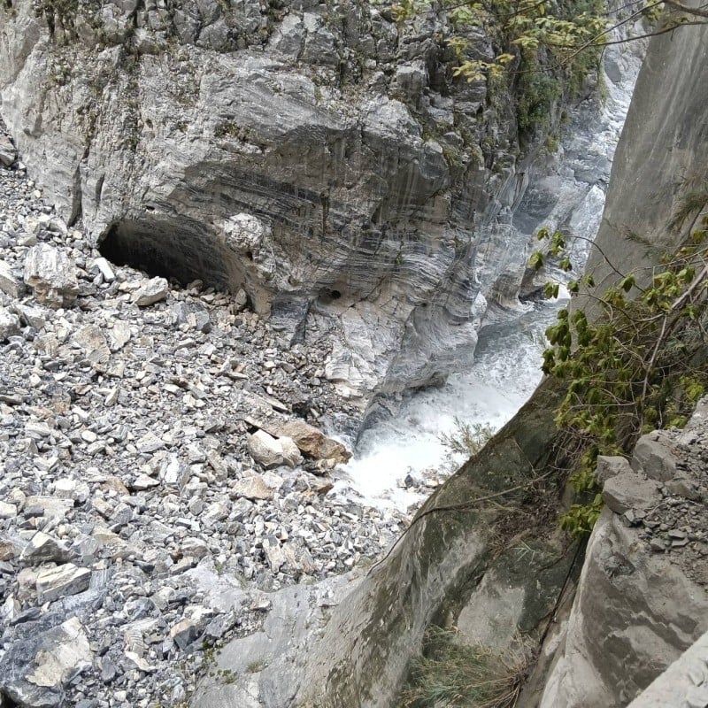 AA-1026084646710_029f0.jpg