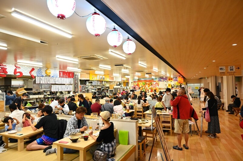 LINE_ALBUM_0503市長魏嘉彥赴沖繩_盼打造花蓮新型市場樣貌_250504_5_6c830.jpg