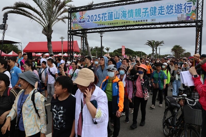 LINE_ALBUM_1140427親子健走_250427_5_dd04a.jpg